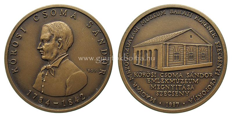 Bogn�r Gy�rgy: K�r�si Csoma S�ndor Eml�km�zeum megnyit�sa 1987 Sz�cs�ny
